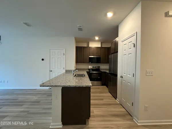 $1,895 | 162 Beach Palm Court, St. Augustine, FL 32086