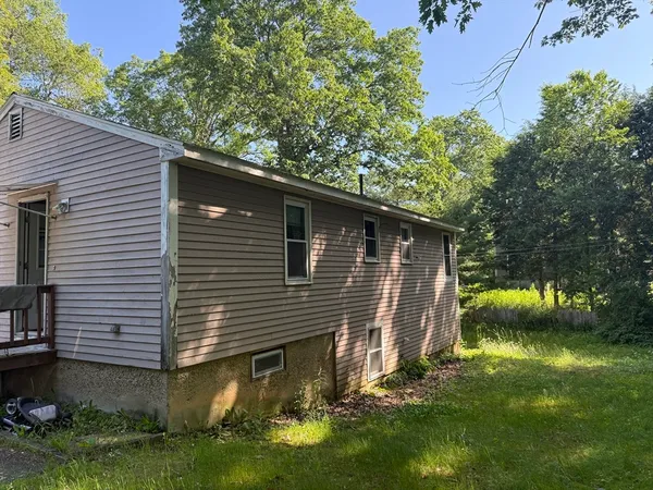 $245,000 | 106 Peach Street, Barre, MA 01074