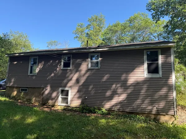 $245,000 | 106 Peach Street, Barre, MA 01074