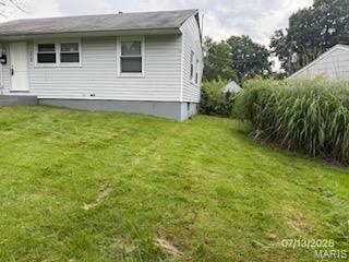258 Presley Road St. Louis, MO 63137 - Photo 2 of 12