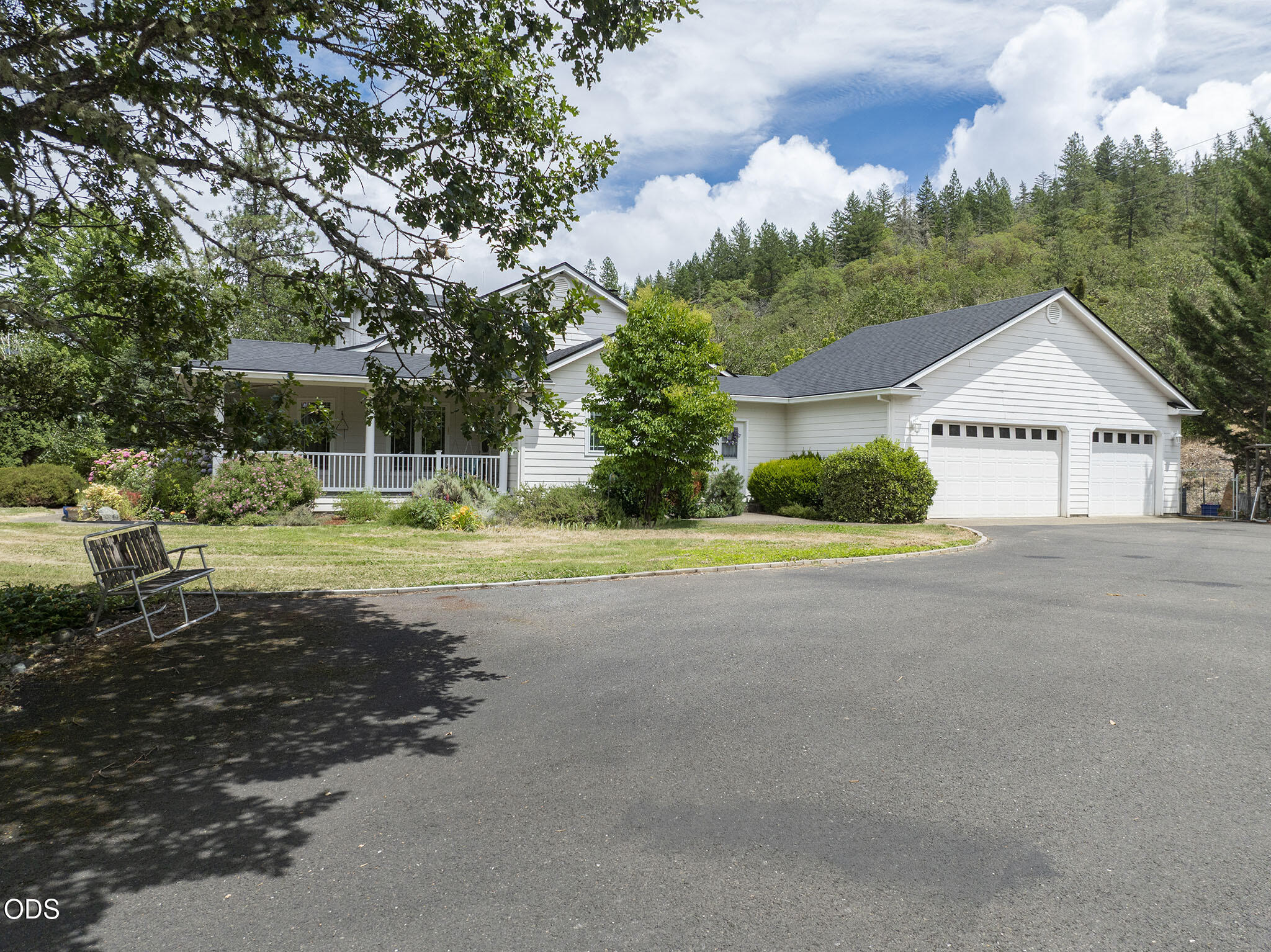 279 Ridgefield Road Grants Pass, OR 97527 - Photo 51 of 62