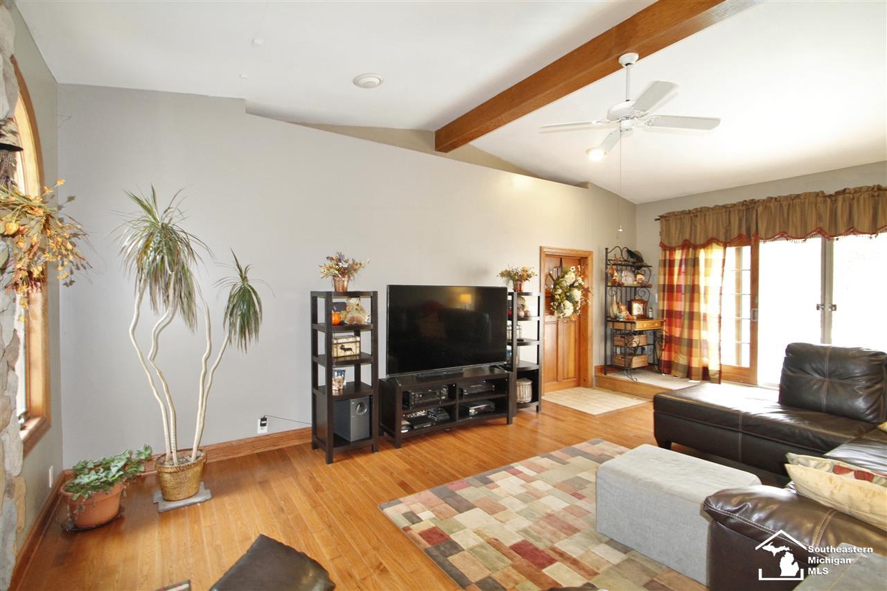 4903 Newport Road Newport, MI 48166 - Photo 29 of 47 31396575-28.JPG