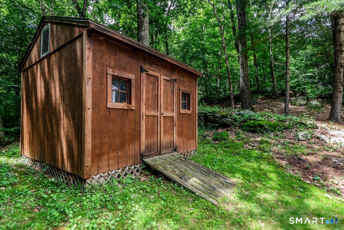 23 Cedar Hill Road Newtown, CT 06470 - Photo 4 of 30 Shed Storage
