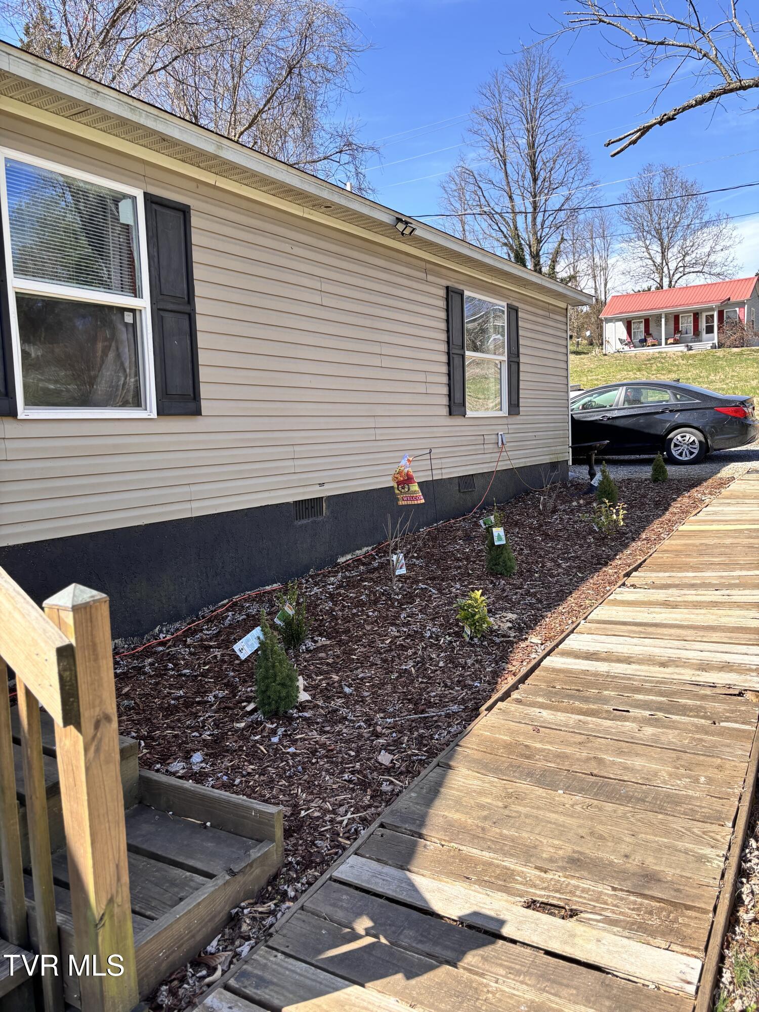 1195 Main Street Mosheim, TN 37818 - Photo 2 of 30 IMG_0109