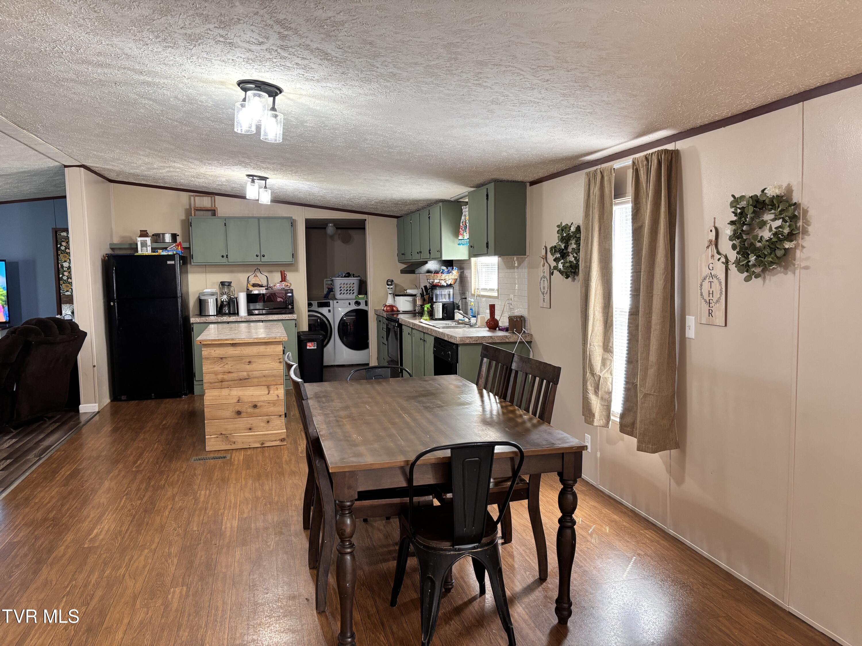 1195 Main Street Mosheim, TN 37818 - Photo 26 of 30 IMG_0136
