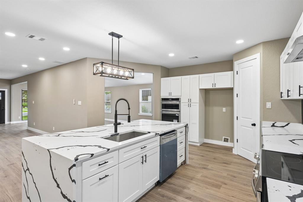 3337 Whirlaway Road Dallas, TX 75229 - Photo 12 of 39