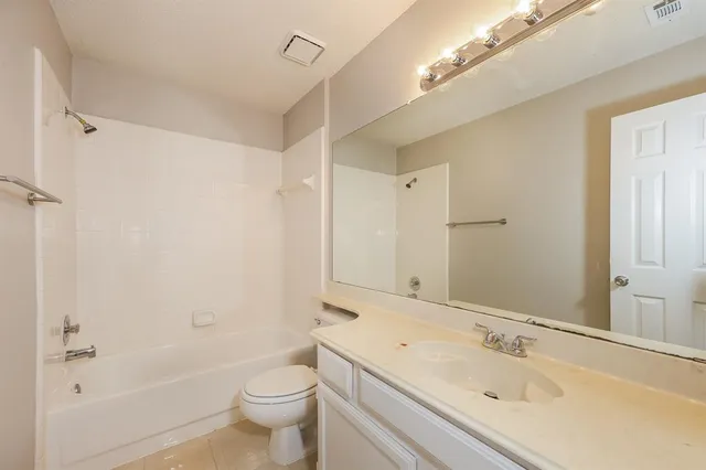 $3,040 | 8336 Mountainview Drive, Dallas, TX 75249