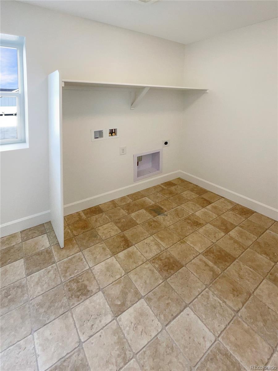 27895 East 7th Place Aurora, CO 80018 - Photo 32 of 35