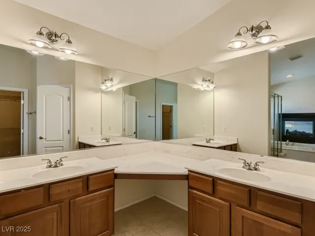 $3,150 | 3709 White Lion Lane, North Las Vegas, NV 89084