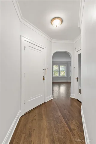 a view of livingroom with hardwood floor