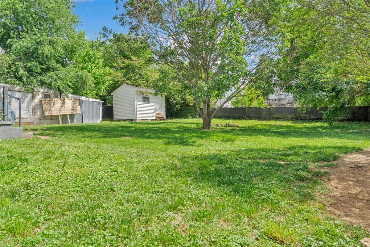 1109 Ray Road Southeast Roanoke, VA 24014 - Photo 20 of 24 26-MIB01239