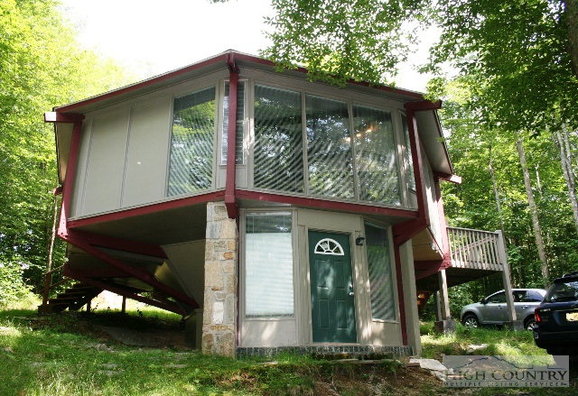 203 Spring Branch Road Beech Mountain, NC 28604 - Photo 3 of 11 Gallery Image 3
