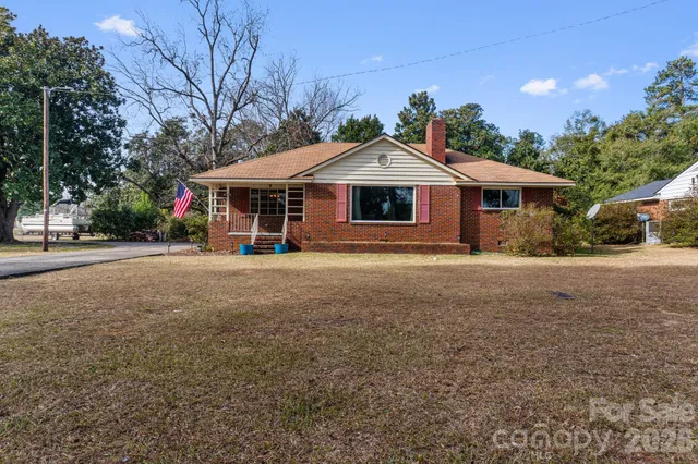 $240,000 | 511 Marlboro Street Northeast, Aiken, SC 29801