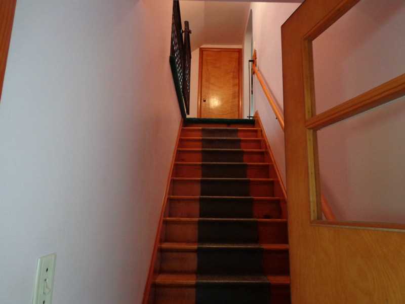 112 Knotty Oak Road Coventry, RI 02816 - Photo 23 of 25 View.