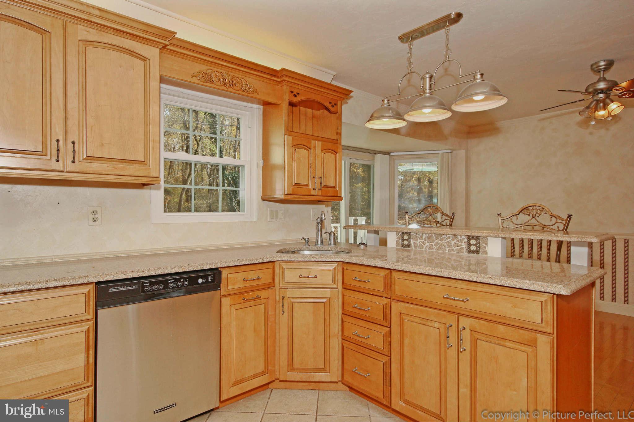 11790 Thomas Spring Road Monrovia, MD 21770 - Photo 8 of 24 Kitchen