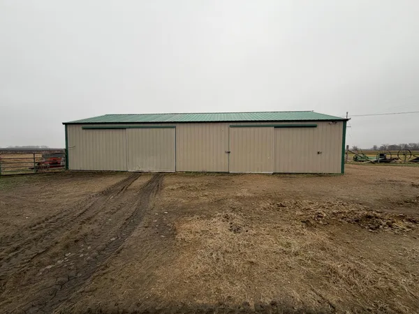 $135,000 | 715 Paulina Street, Murdock, MN 56271