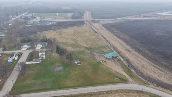 $135,000 | 715 Paulina Street, Murdock, MN 56271