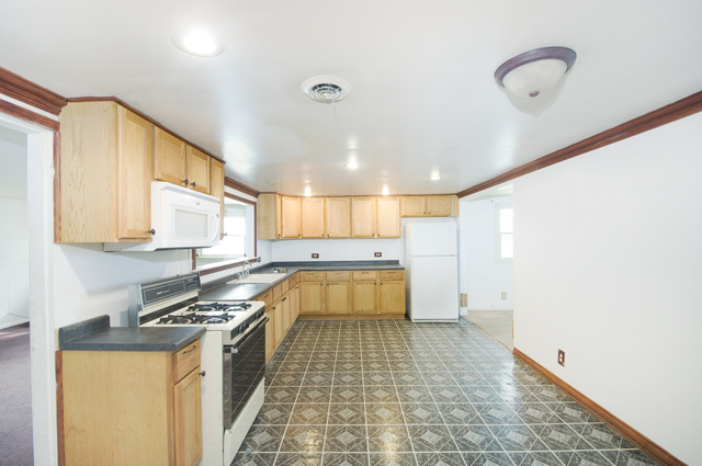 19322 Airport Road Romeoville, IL 60446 - Photo 4 of 18