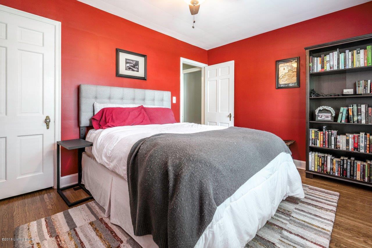 4208 Winchester Road Louisville, KY 40207 - Photo 20 of 37 First Floor Bedroom #1