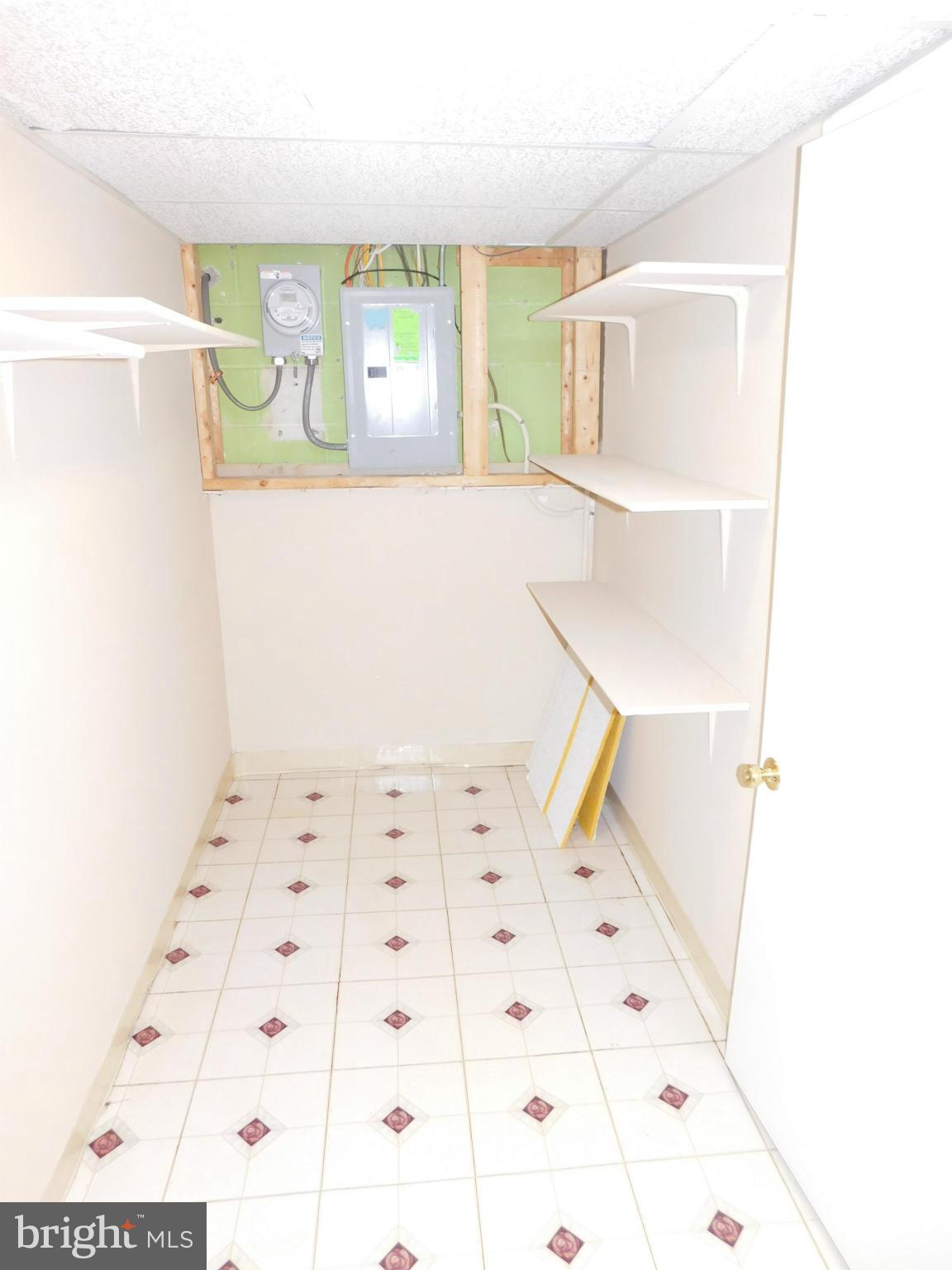 5218 Hillwell Road Baltimore, MD 21229 - Photo 24 of 27 Storage