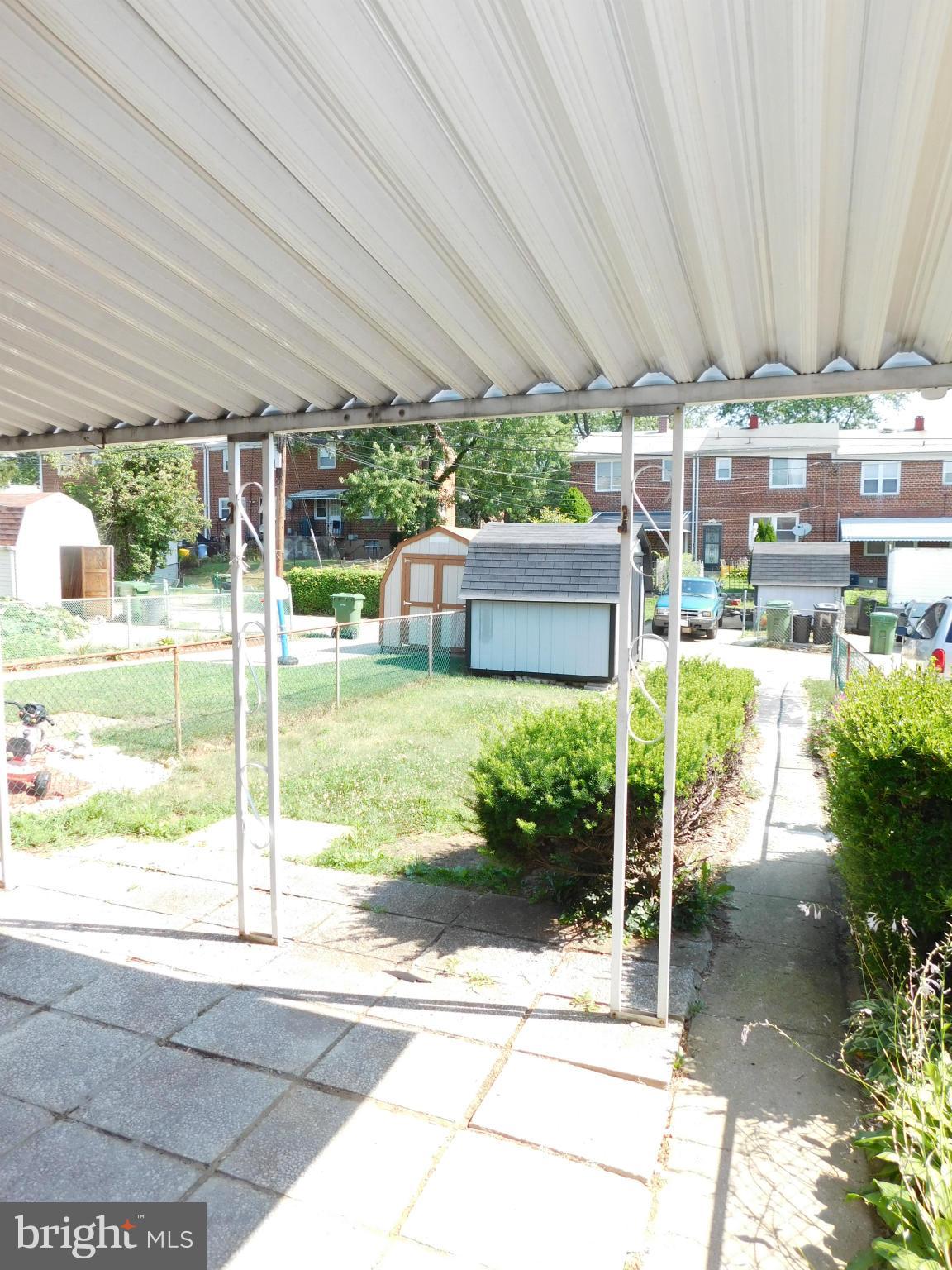 5218 Hillwell Road Baltimore, MD 21229 - Photo 26 of 27 Exterior (Rear)