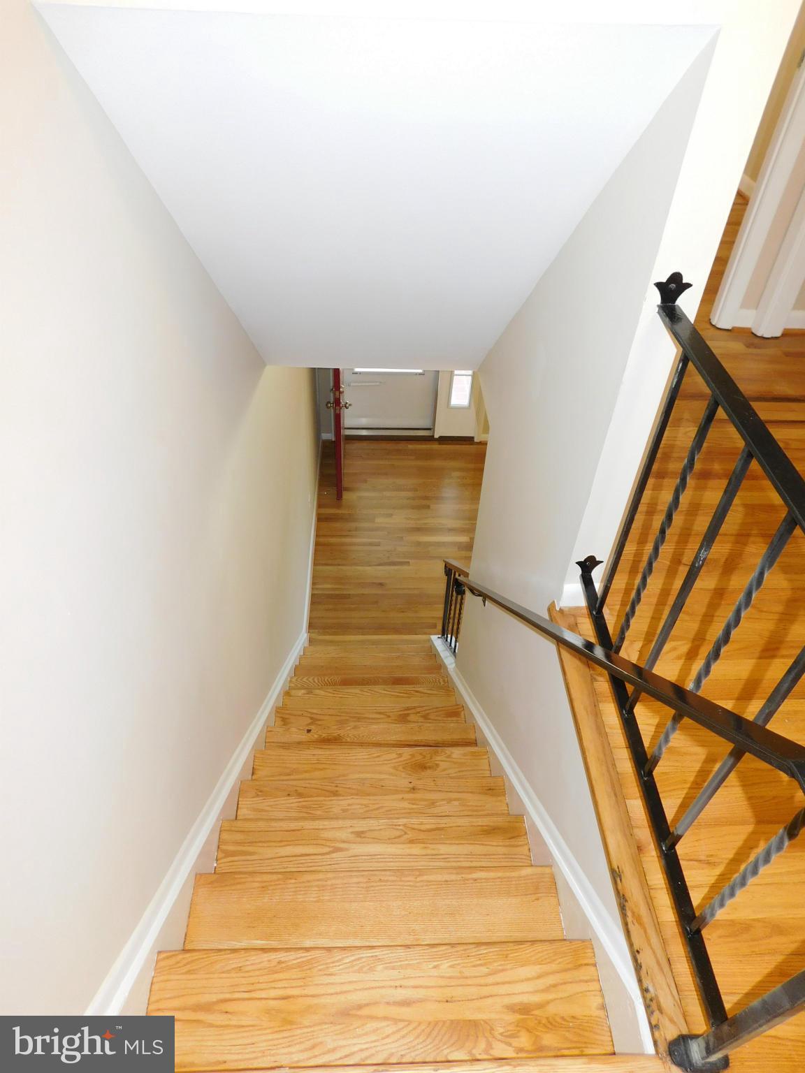 5218 Hillwell Road Baltimore, MD 21229 - Photo 8 of 27 Beautiful Wood Floors