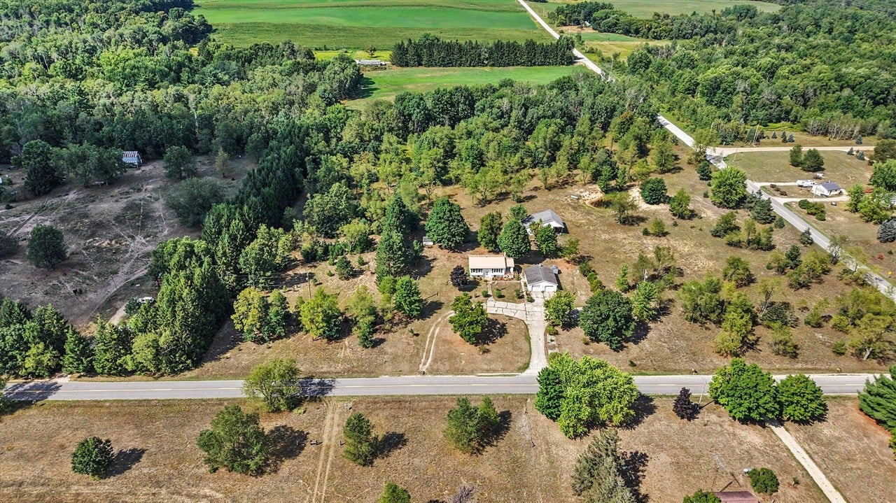 8061 Madison Road Hesperia, MI 49421 - Photo 15 of 30 Gallery Image 15