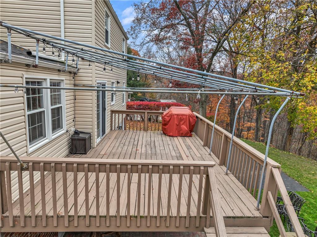 130 Tory Road Coraopolis, PA 15108 - Photo 38 of 50 a view of entryway with wooden floor