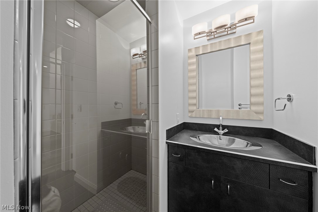 2339 Edgehill Road Cleveland, OH 44106 - Photo 35 of 50 3rd Level