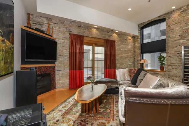 $559,000 | 12 Broadway North, Unit 206, Fargo, ND 58102