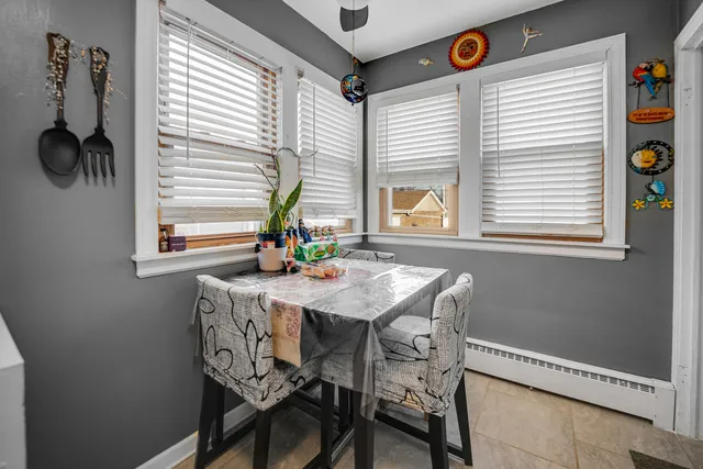 $350,000 | 10505 South Whipple Street, Chicago, IL 60655