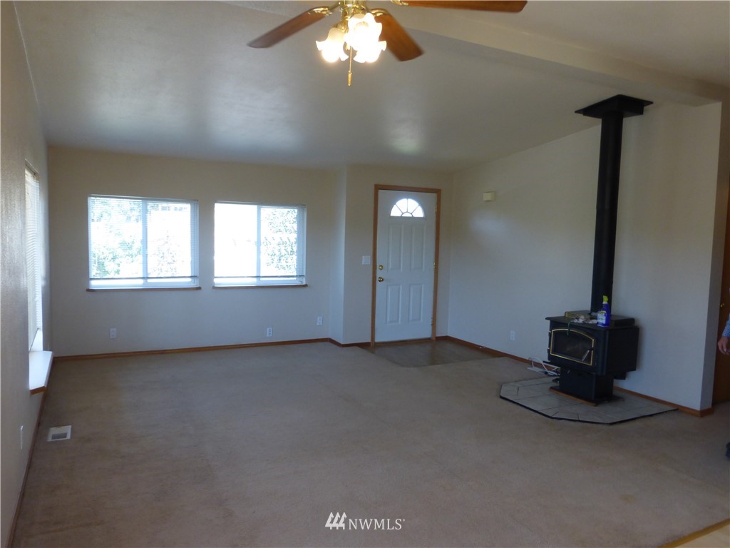 842 Tozer Road Ellensburg, WA 98926 - Photo 2 of 21 Gallery Image 2