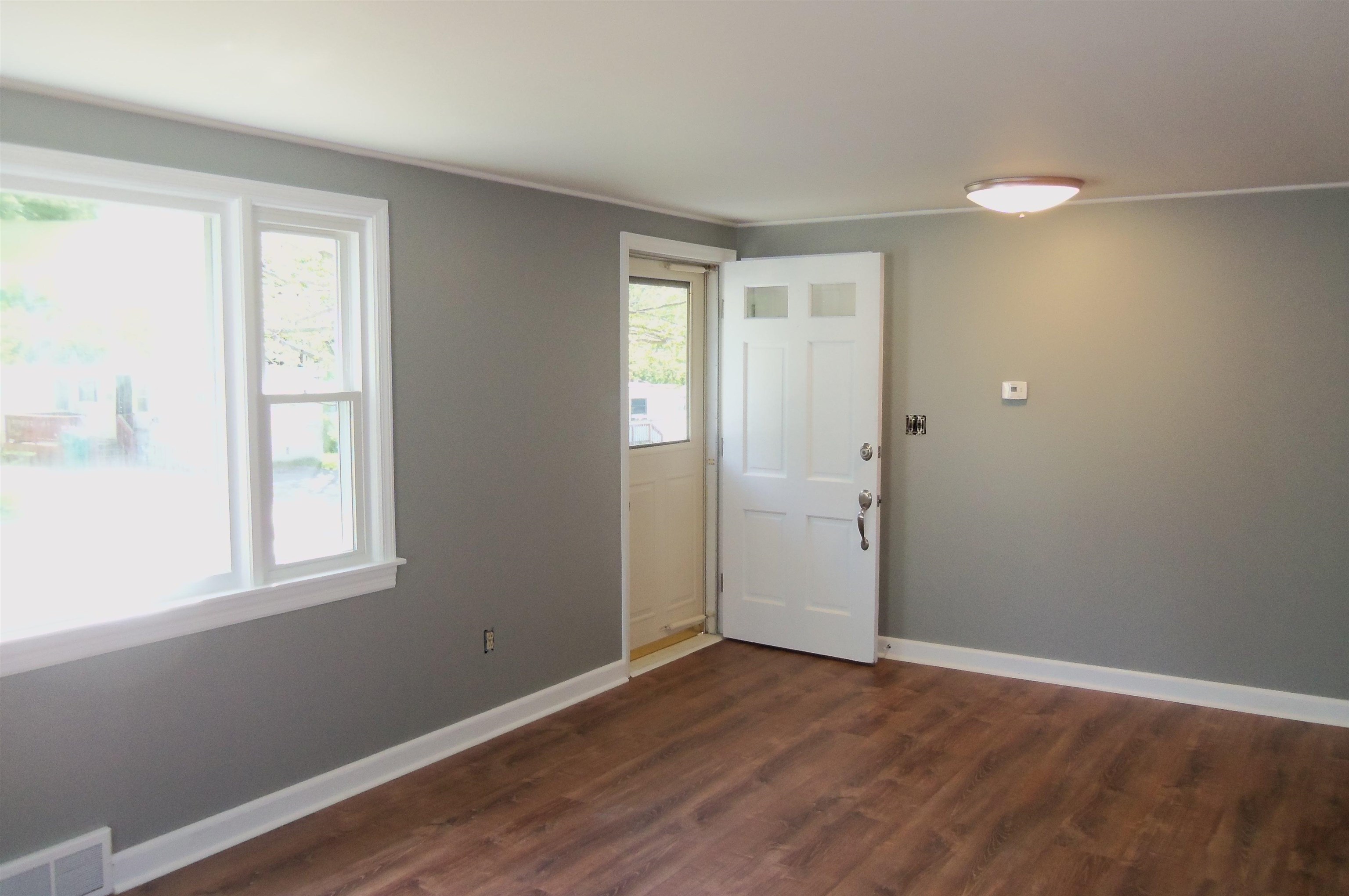 16 Nutter Street Rochester, NH 03867 - Photo 8 of 18