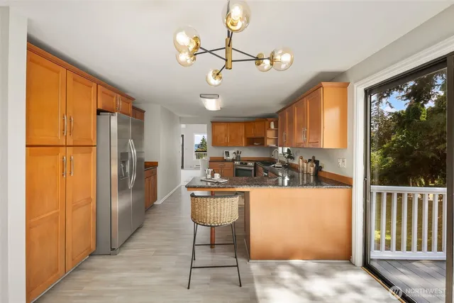 $989,999 | 5400 Crestview Loop Northeast, Olympia, WA 98516