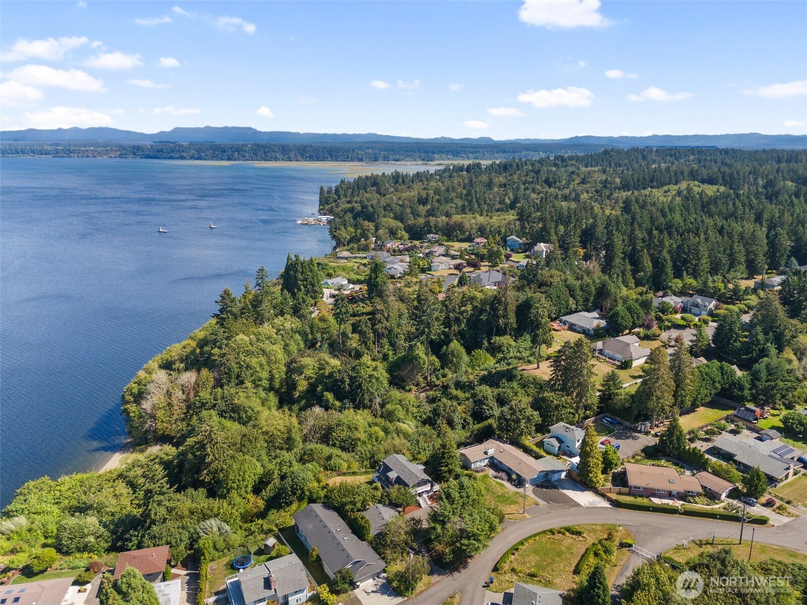 5400 Crestview Loop Northeast Olympia, WA 98516 - Photo 2 of 40