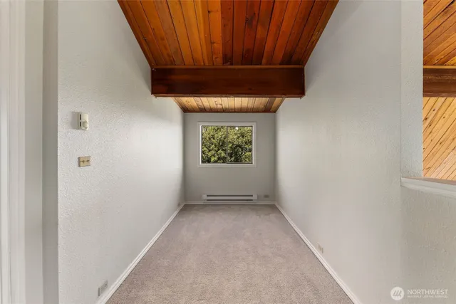 $989,999 | 5400 Crestview Loop Northeast, Olympia, WA 98516