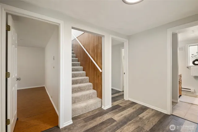 $989,999 | 5400 Crestview Loop Northeast, Olympia, WA 98516