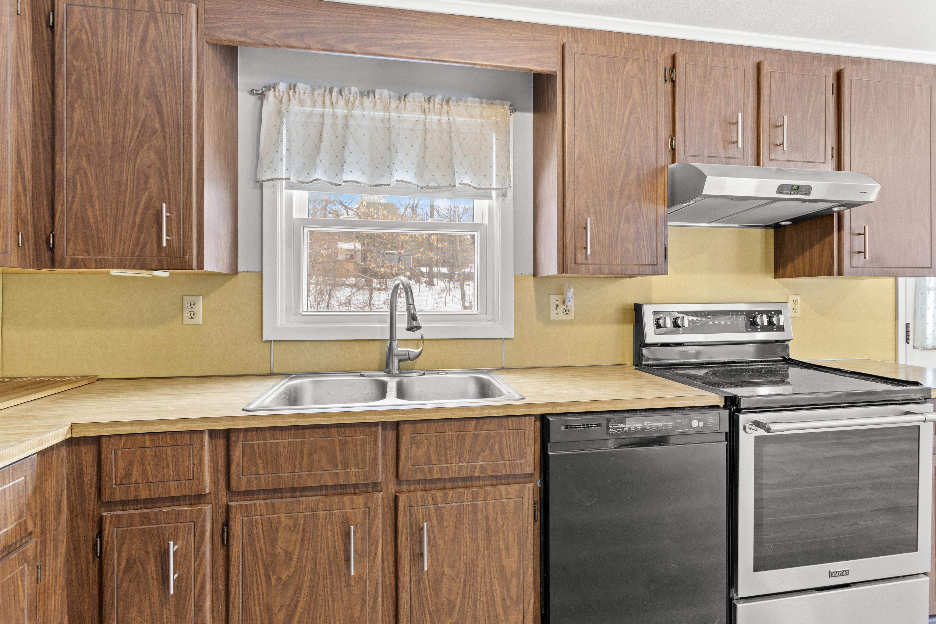 11 Broken Bridge Road Concord, NH 03301 - Photo 24 of 41