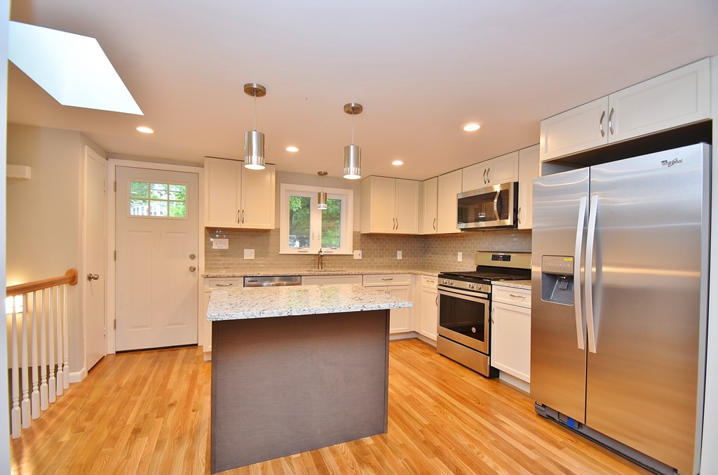 41 Indian Road Waltham, MA 02451 - Photo 2 of 20 Gallery Image 2