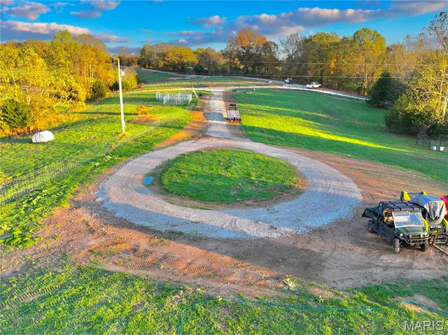 $225,000 | 31 Cloud Lane, Lebanon, MO 65536