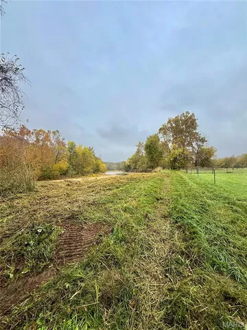 $225,000 | 31 Cloud Lane, Lebanon, MO 65536