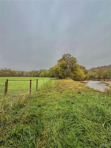 $225,000 | 31 Cloud Lane, Lebanon, MO 65536