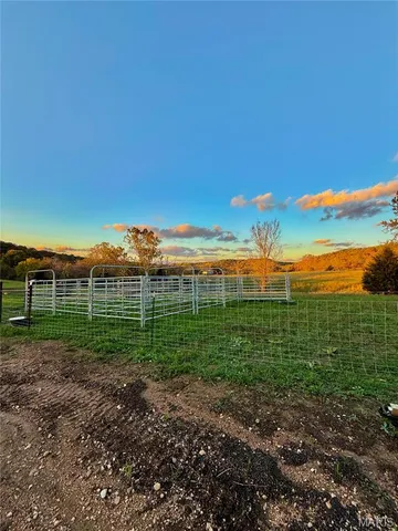 $225,000 | 31 Cloud Lane, Lebanon, MO 65536