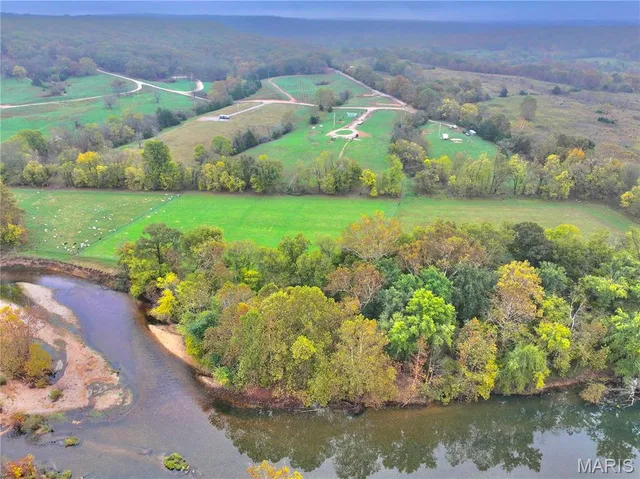 $225,000 | 31 Cloud Lane, Lebanon, MO 65536