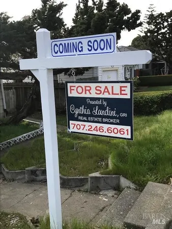 a view of outdoor space with sign board