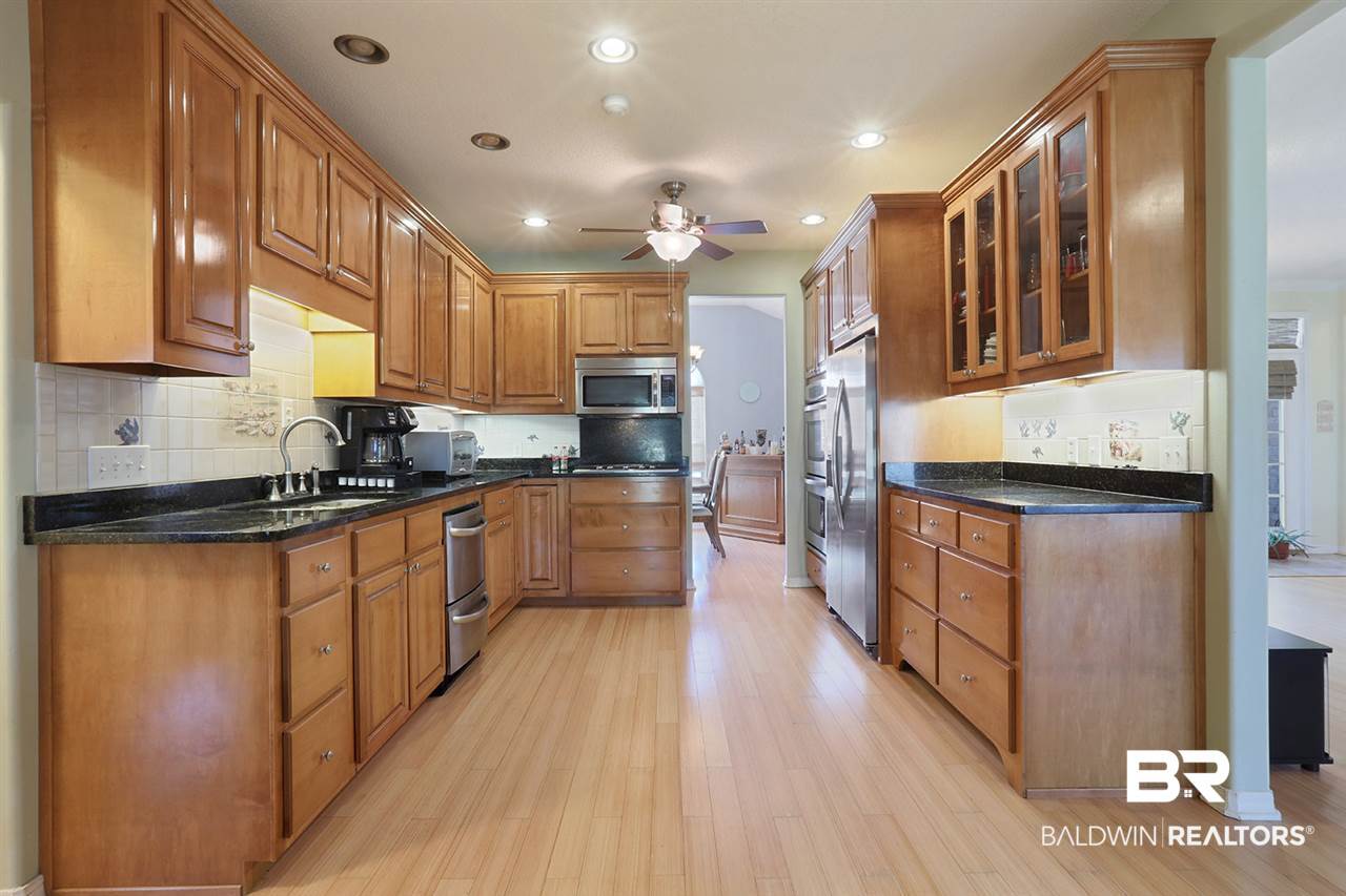 9345 Lakeview Drive Foley, AL 36535 - Photo 3 of 29