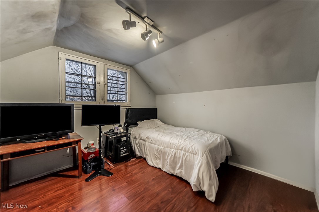 3452 Menlo Road Cleveland, OH 44120 - Photo 35 of 46 Gallery Image 35
