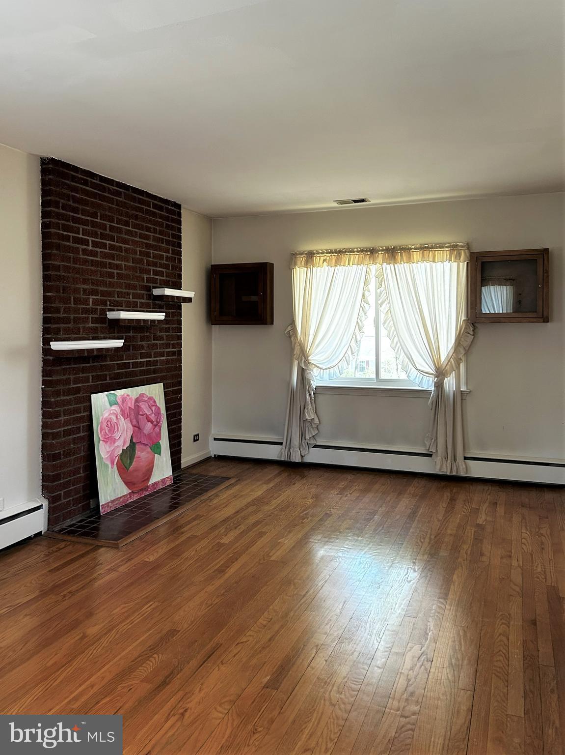 20356 White Oak Drive Sterling, VA 20165 - Photo 11 of 29 Another fireplace with mantels