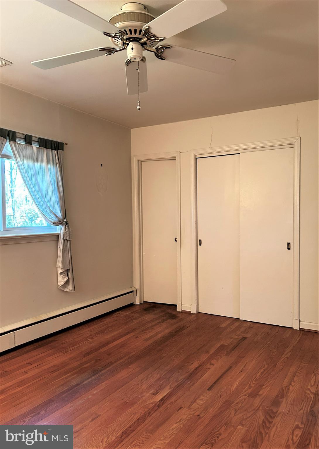 20356 White Oak Drive Sterling, VA 20165 - Photo 13 of 29 ... with new windows!