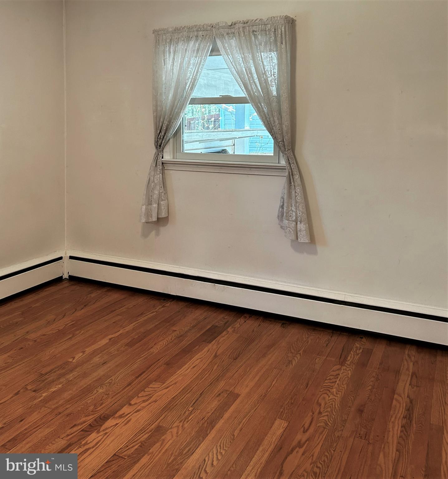 20356 White Oak Drive Sterling, VA 20165 - Photo 17 of 29 Bedroom #2